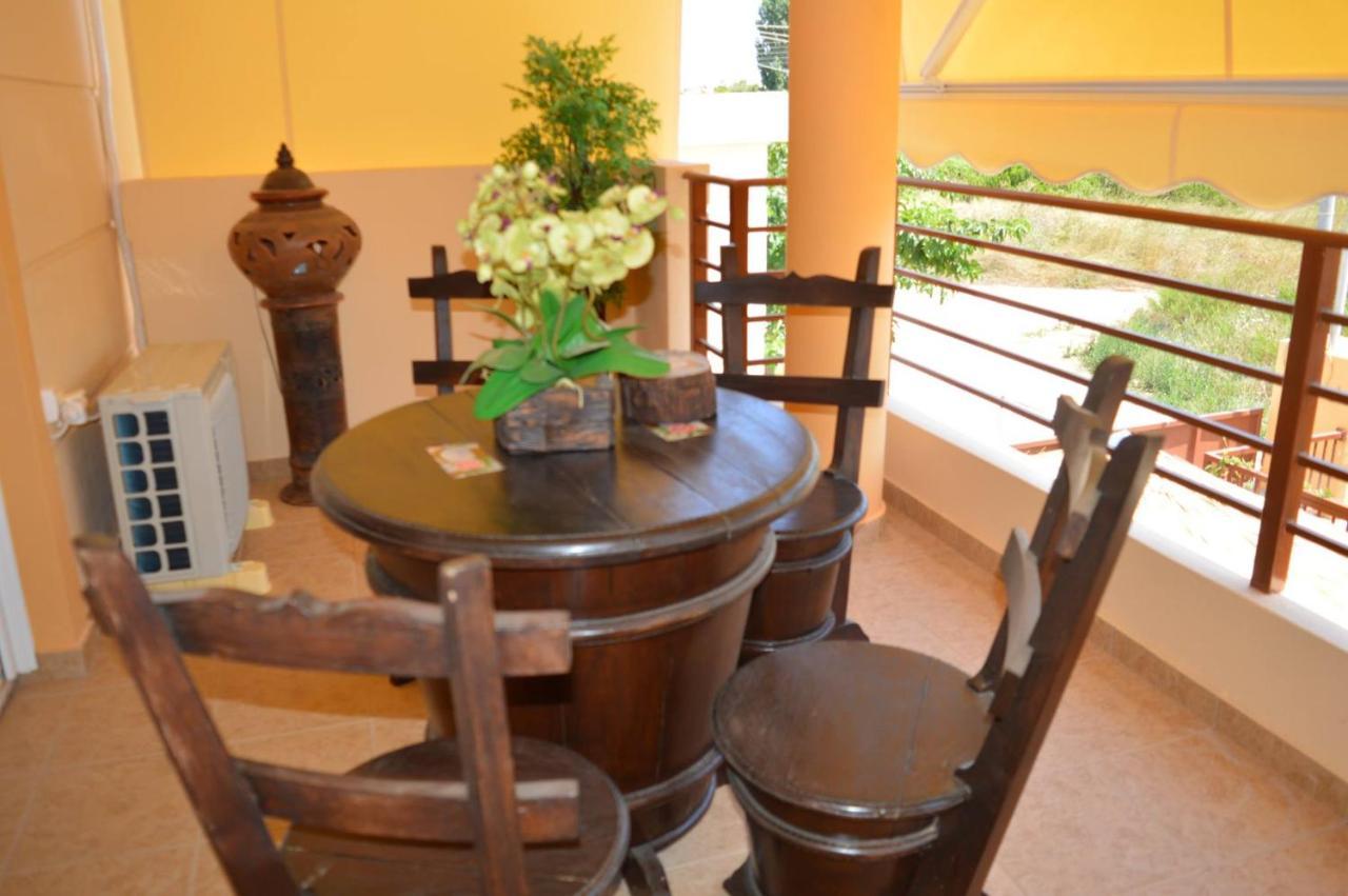 Villa Avatos - Near To The Port Of Rafina And The Airport Of Athens Agios Spyridon  외부 사진